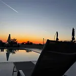 Orion Palace Boutique Hotel *
