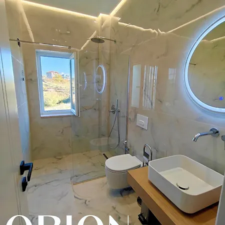 Orion Palace Boutique *