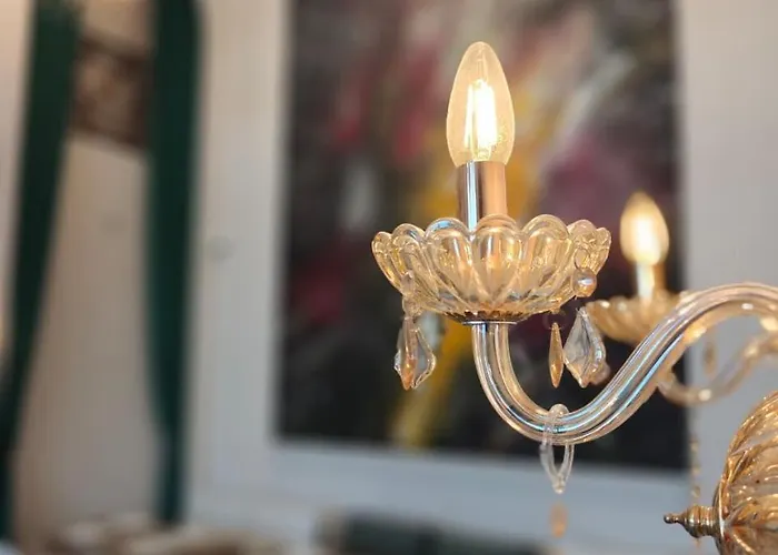 Orion Palace Boutique Hotel *