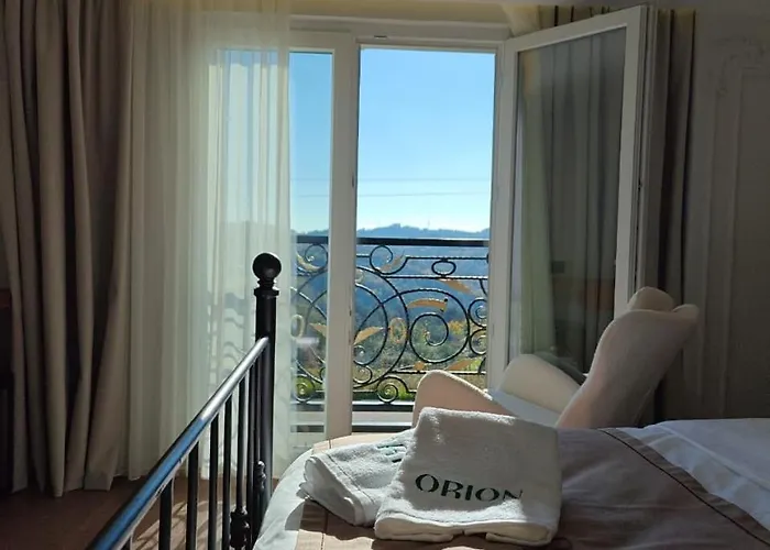 Orion Palace Boutique *