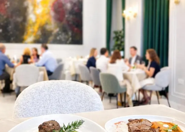 Orion Palace Boutique Hotel *